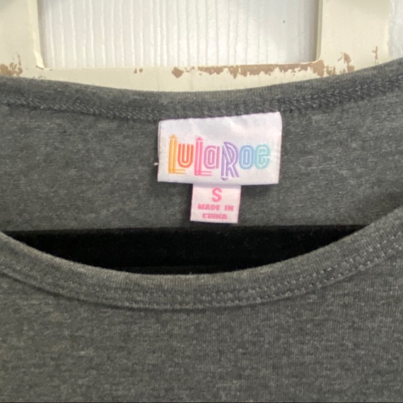 LuLaRoe- Irma Top - Picture 4 of 5